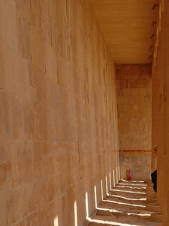 Eingang zu Tempel der Hatschepsut