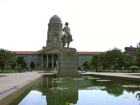 Statue von Andries Wilhelmus Jacobus