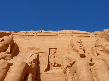 Foto Tempel mit Himmel - Abu Simbel