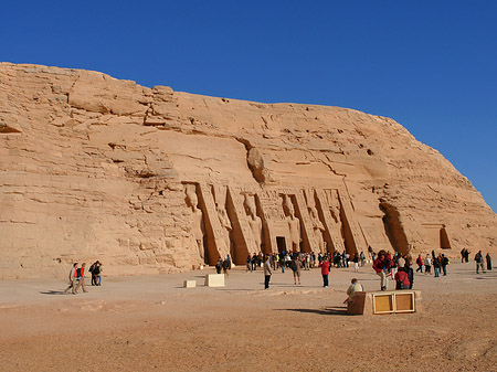 Tempel mit Himmel