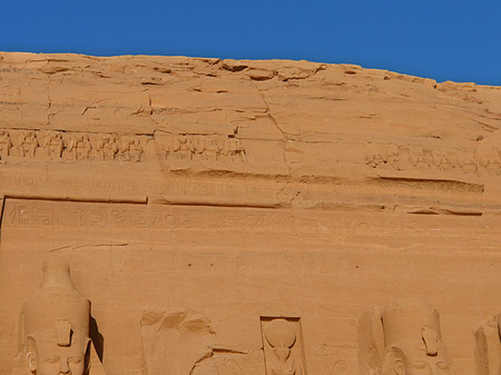 Tempel mit Himmel