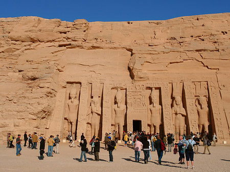 Tempel mit Himmel