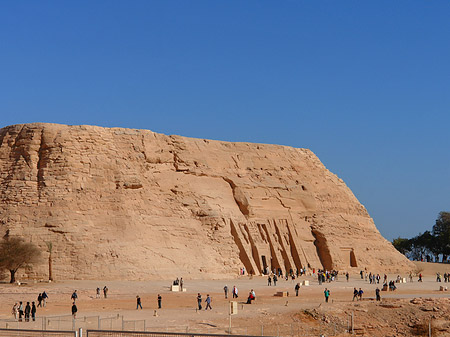 Tempel mit Himmel