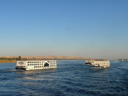 Schiffe und Boote Foto 