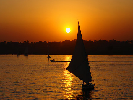 Fotos Schöner Sonnenuntergang | Luxor