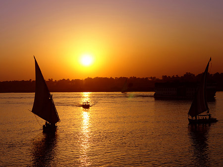 Fotos Schöner Sonnenuntergang | Luxor