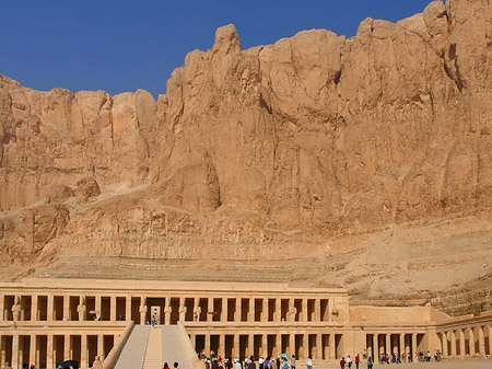 Foto Eingang zu Tempel der Hatschepsut - 